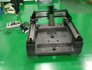 直線電機(jī)在液晶基板薄膜紋路檢驗(yàn)、修復(fù)裝置用